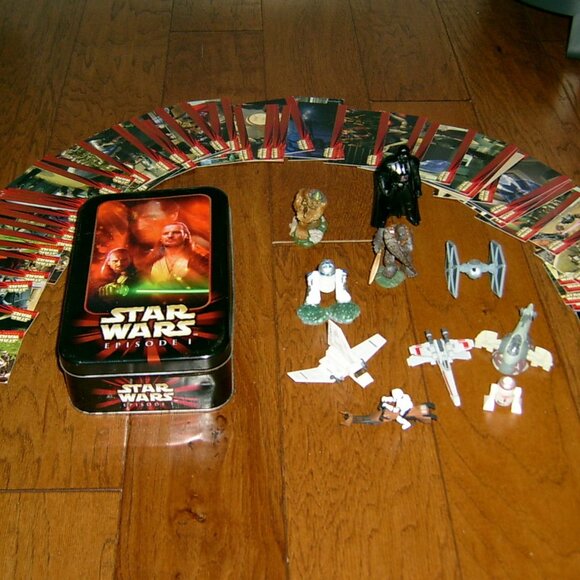 STAR WARS 1999 Tin Box, Trading Cards & Assorted Figures - Picture 5 of 5